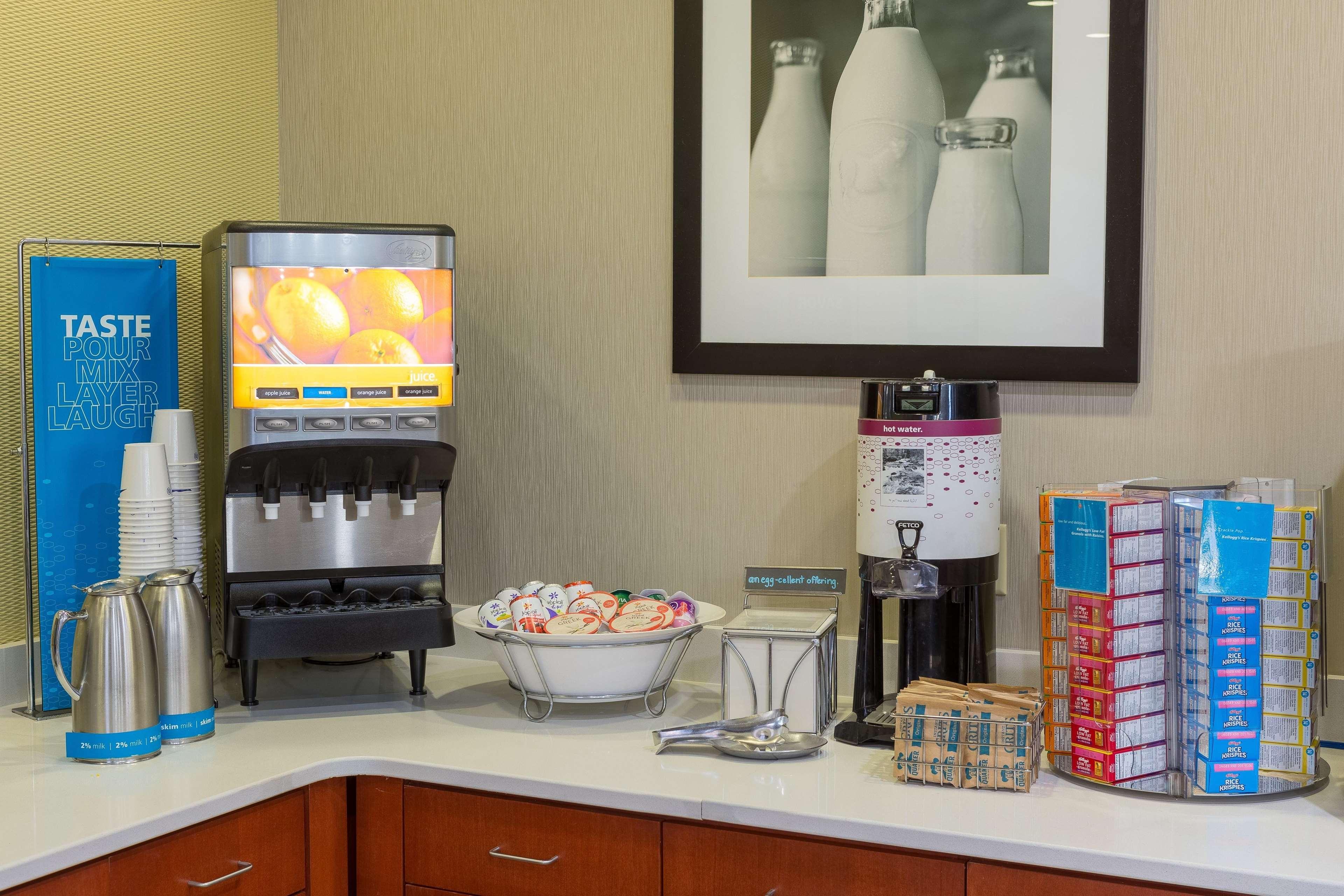 Hampton Inn & Suites Knoxville-Downtown Bagian luar foto