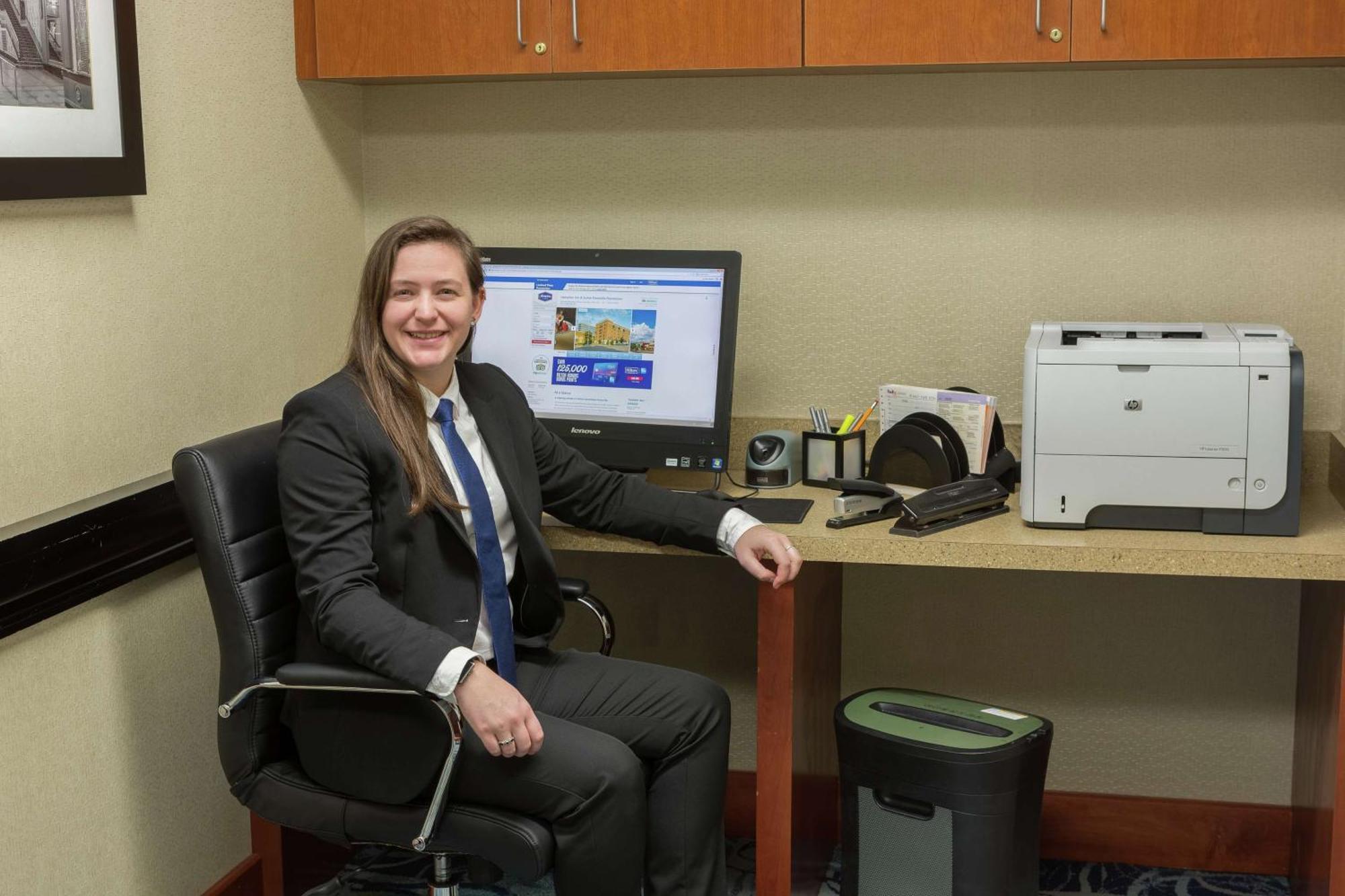 Hampton Inn & Suites Knoxville-Downtown Bagian luar foto